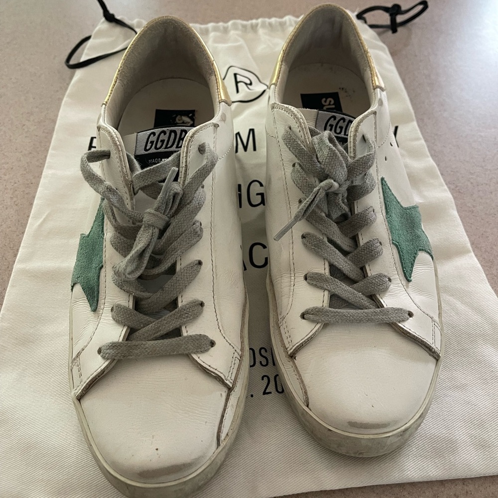 Super star Golden Goose Sneakers size 39 light aqua/ minty green star